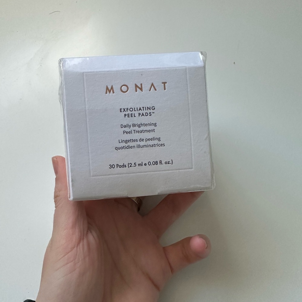 Monat Exfoliating Peel Pads